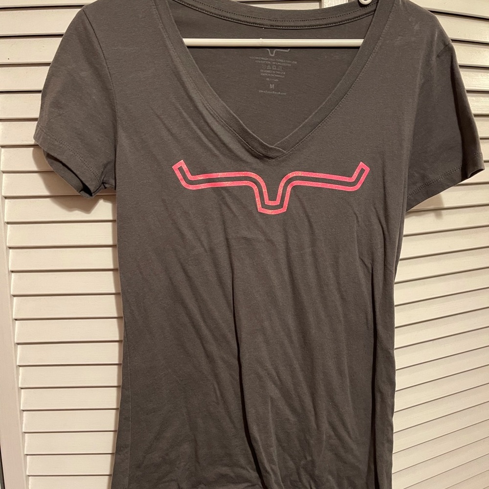 V neck shirt